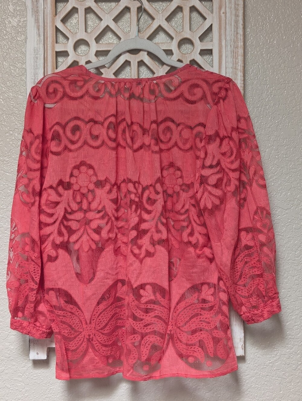 Chico's size 2 (US LG) coral pink button up sheer lace blouse dainty feminine - Picture 8 of 8